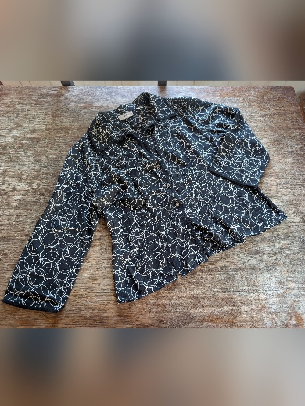 i. e. Petite 90s Y2K Black Silk Top w/ White Geometric Circles Size 12P Mod Chic